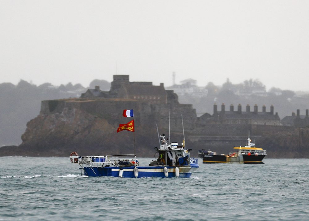 Französische Fischerboote vor Jersey