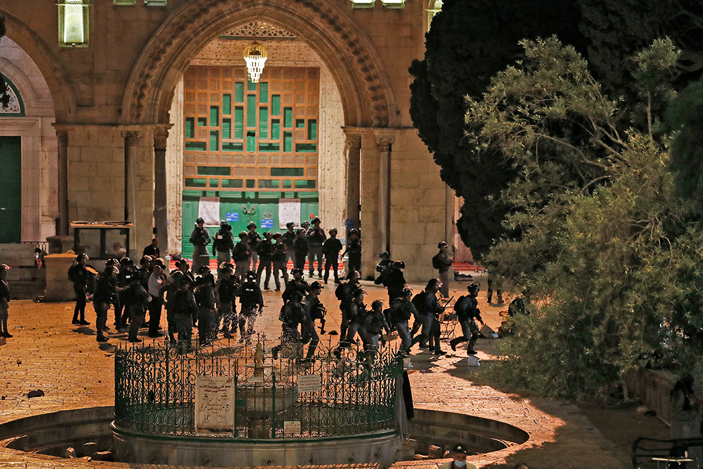 Zusammenstößen zwischen Palästinensern und israelischen Sicherheitskräften auf dem Tempelberg in Jerusalem (Bild: Ahmad Gharabli/AFP)