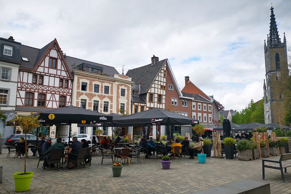 Terrasse auf der Klötzerbahn in Eupen (Bild: Raffaela Schaus/BRF)