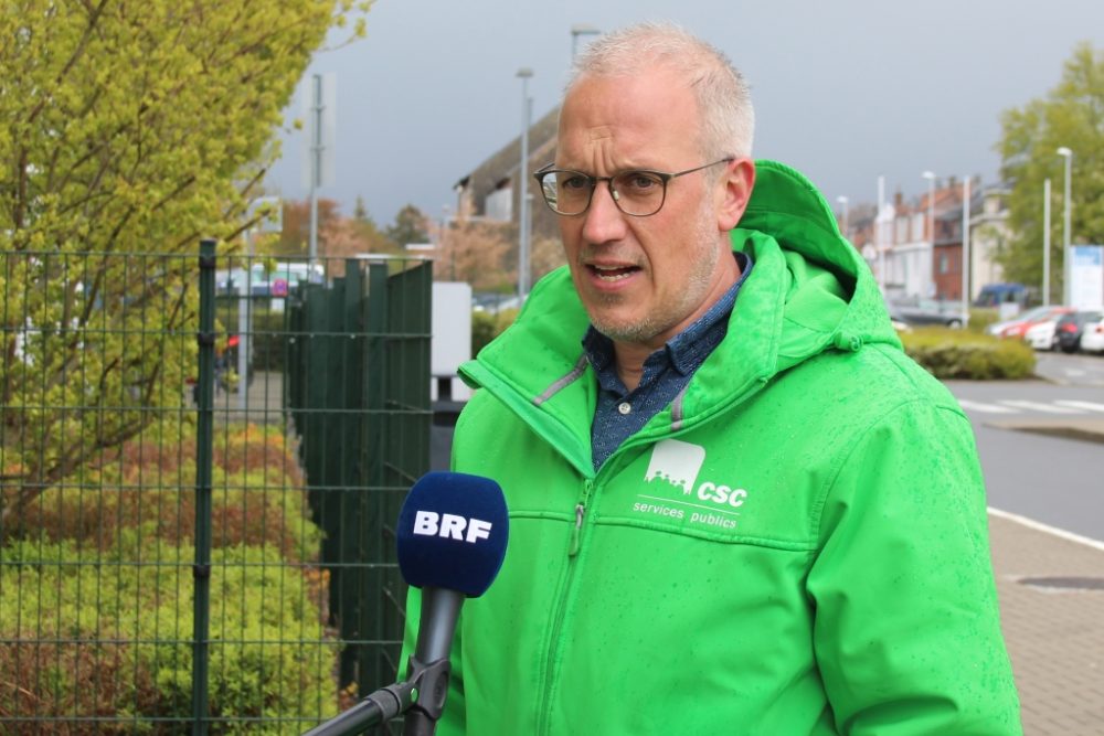 Thomas Tychon bei der CSC-Kundgebung in Eupen (Bild: Fabian Kühne/BRF)