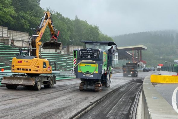 Rennstrecke von Spa-Francorchamps durch Unwetter beschädigt - die Reparaturarbeiten haben bereits begonnen (Bild: Circuit de Spa-Francorchamps)