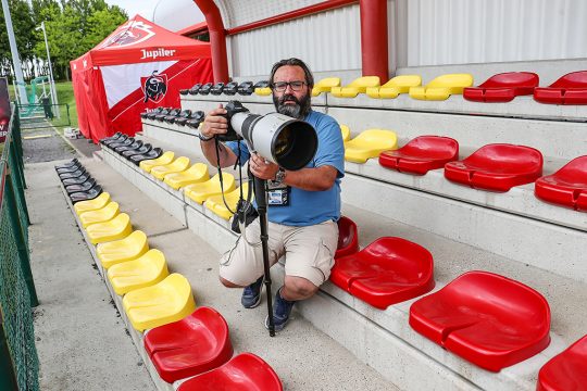 Rote-Teufel-Fotograf Bruno Fahy (Bild: Philippe Crochet)