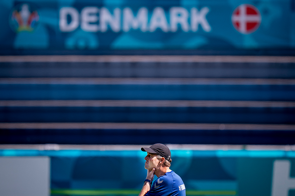 Dänemark-Trainer Kasper Hjulmand beim Training