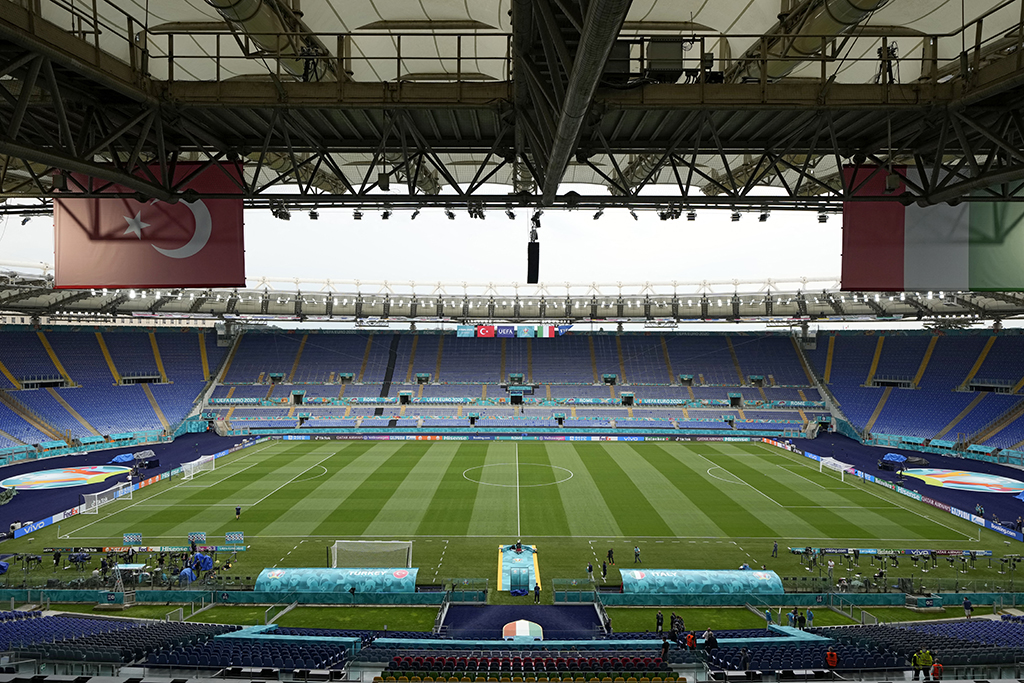 Das Olympiastadion in Rom am Vorabend des EM-Auftakts zwischen Italien und der Türkei (Bild: Andrew Medichini/AFP)