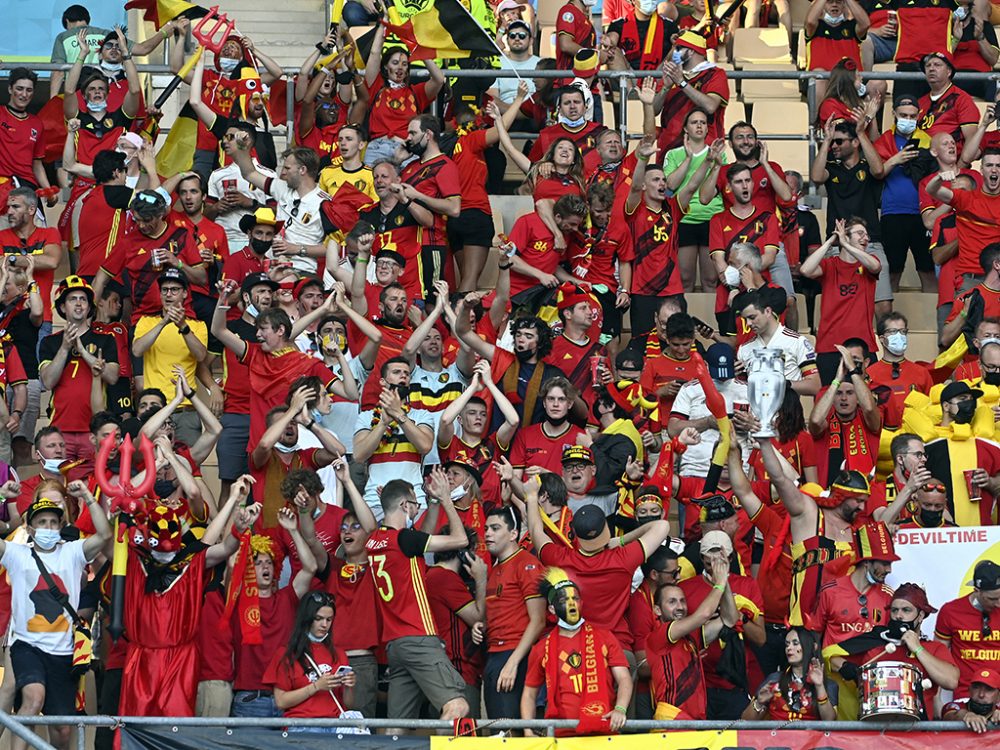 Fans der Roten Teufel beim Achtelfinale in Sevilla