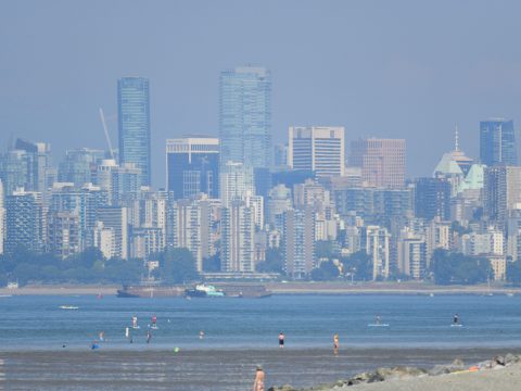 Vancouver in einer Dunstwolke