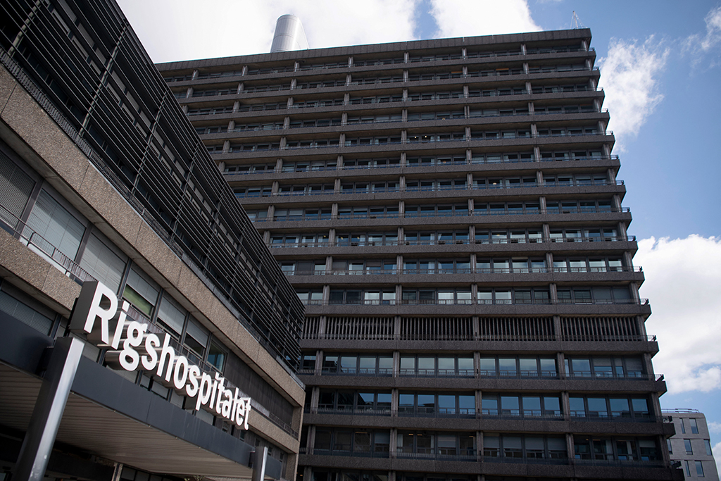 Das Krankenhaus in Kopenhagen, in dem Eriksen zurzeit behandelt wird (Archivbild: Thomas Sjoerup/Ritzau Scanpix/AFP)