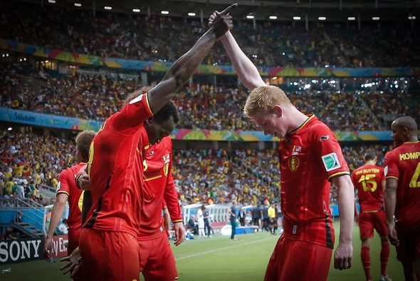 Romelu Lukaku und Kevin De Bruyne bei der WM 2014 (Bild: Bruno Fahy/Belga)