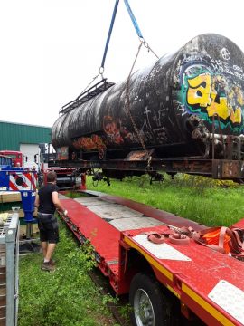 Abtransport des Kesselwagen am Bahnhof Raeren (Bild: privat)