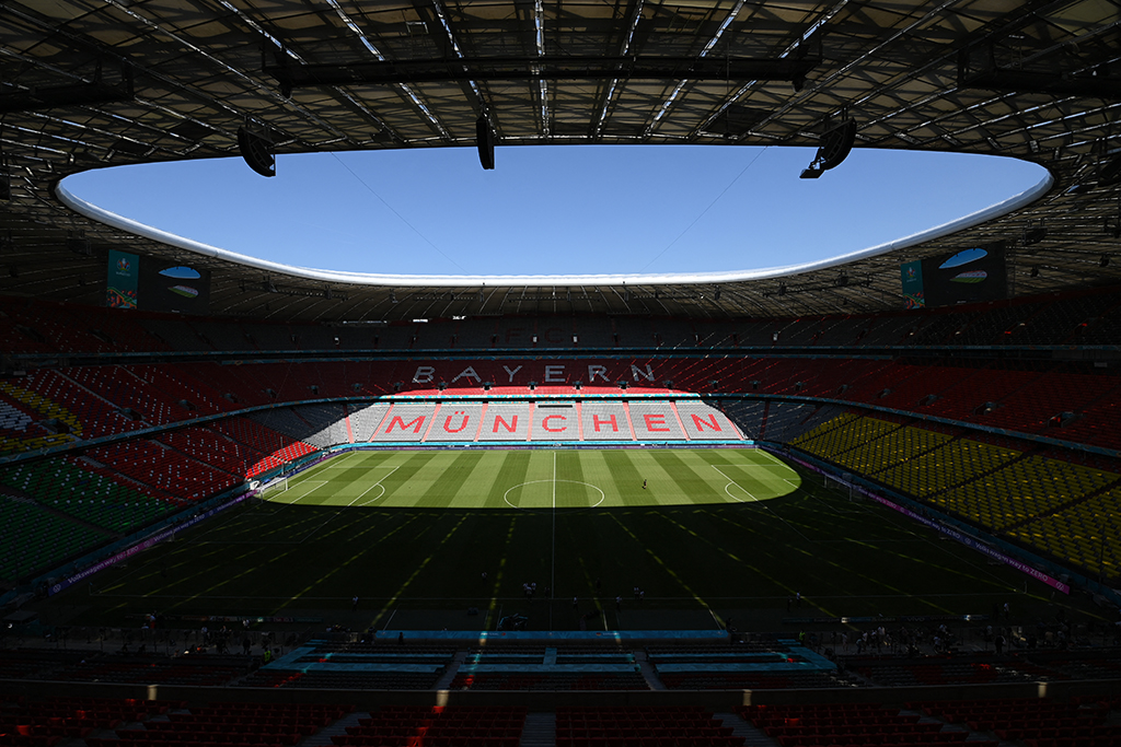 Allianz-Arena in München (Bild: Matthias Hangst/AFP)