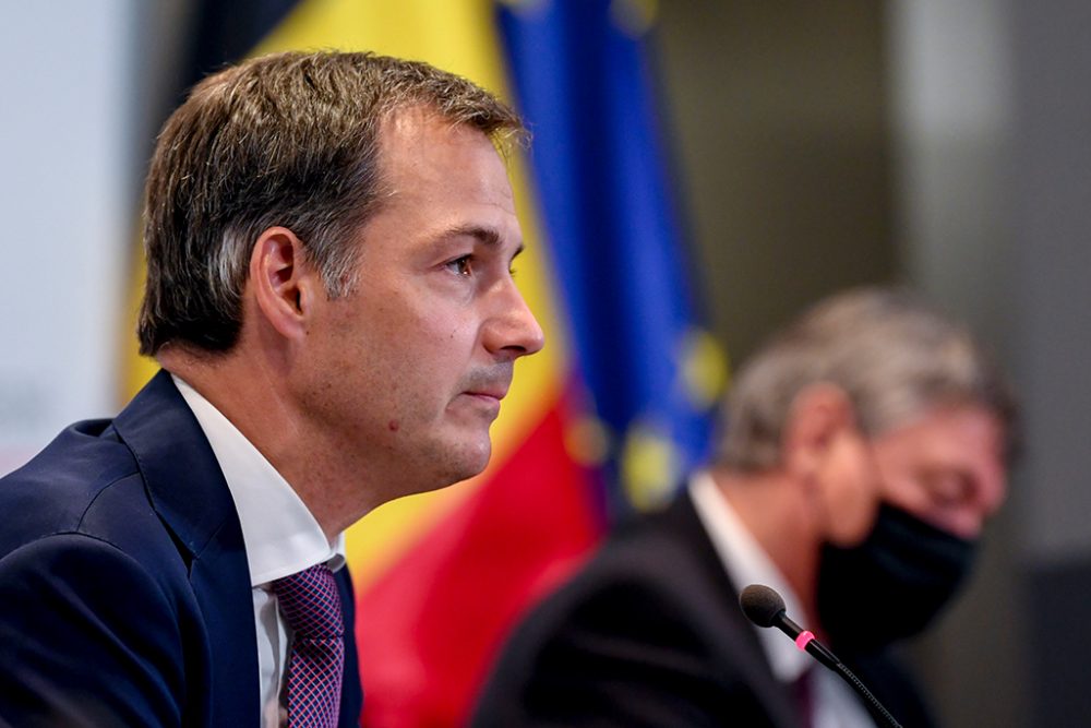 Premier De Croo bei einer Pressekonferenz des Konzertierungsausschusses im Juli 2021 (Bild: Frederic Sierakowski/Isopix/Pool/Belga)