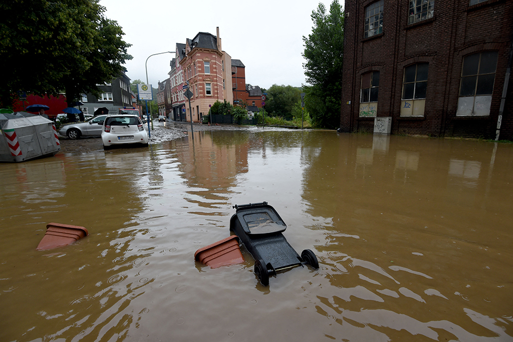 Überschwemmungen im nordrhein-westfälischen Hagen (Bild: Ina Fassbender/AFP)