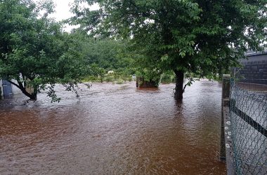 Hochwasser im Dorfzentrum von Raeren (Bild: Melanie Ganser/BRF)