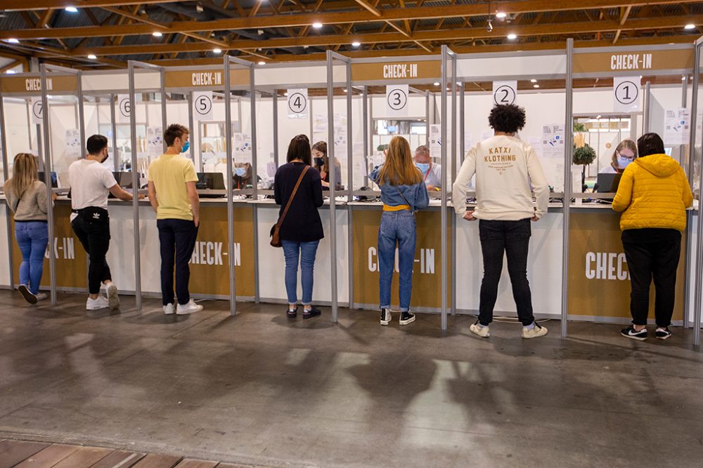 Impfzentrum auf dem Heysel-Gelände in Brüssel (Bild: Nicolas Maeterlinck/Belga)