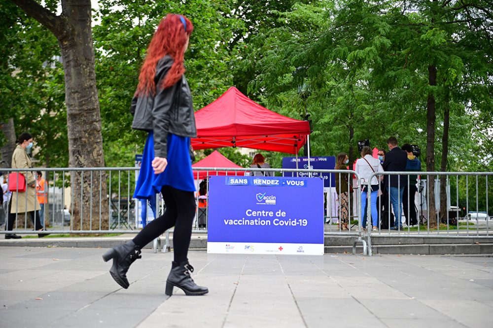 Impfzentrum in Paris (Bild: Martin Bureau/AFP)