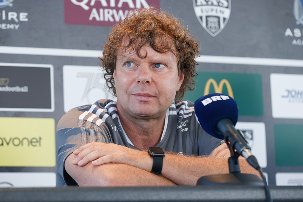 AS-Trainer Stefan Krämer bei der Pressekonferenz am 23.7. (Archivbild: Bruno Fahy/Belga)
