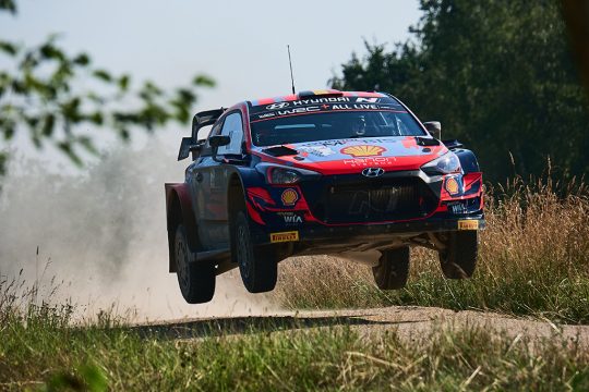 Thierry Neuville/Martijn Wydaeghe beim Shakedown der Rallye Estland