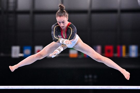 Turnerin Nina Derwael in Tokio (Bild: Dirk Waem/Belga)