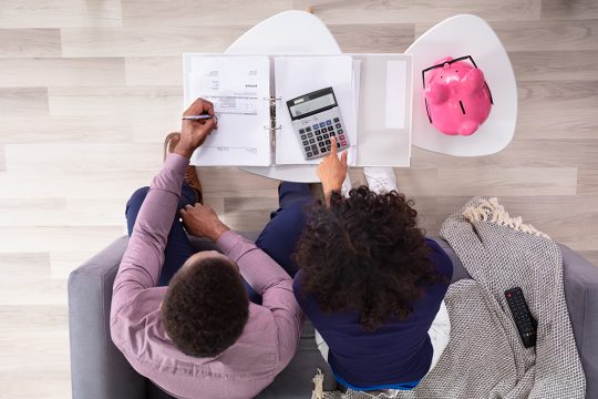 Rechnung (© Bildagentur PantherMedia / Andriy Popov)