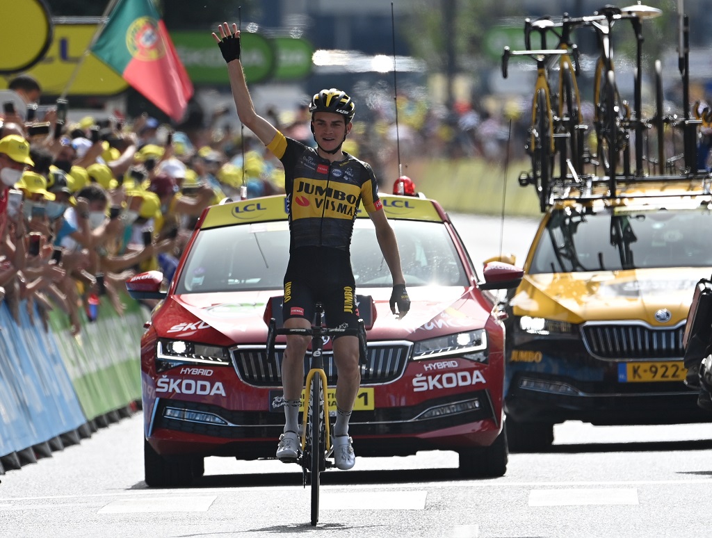 Sepp Kuss gewinnt die 15. Etappe der Tour de France in Andorra (Bild Pete Goding/Belga)