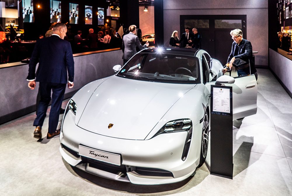 Porsche Taycan (Bild: Jons Dhollander/Belga)