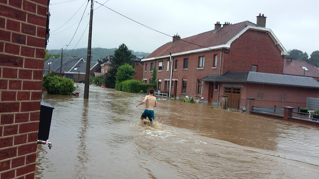 Überschwemmte Straße in Theux (Archivbild: Françoise Peiffer/Belga)