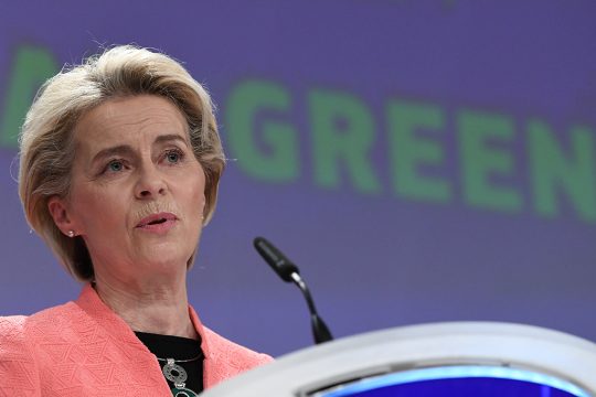 EU-Kommissionspräsidentin Ursula von der Leyen (Bild: John Thys/AFP)