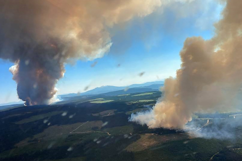 Waldbrände in der Nähe von Lytton am 1. Juli (Bild: BC Wildfire Service/AFP)