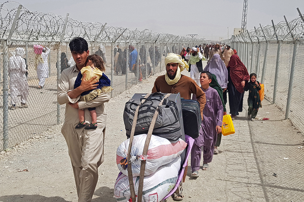 Tausende Afghanen sind auf der Flucht (Bild: AFP)