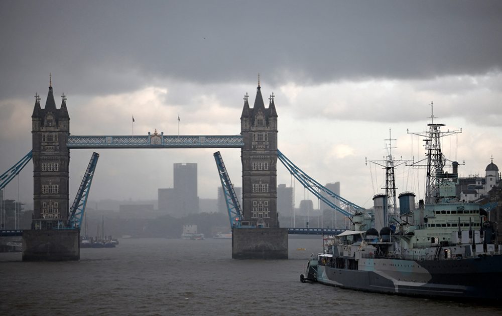 Tower Bridge in London (Bild: Tolga Akmen/AFP)