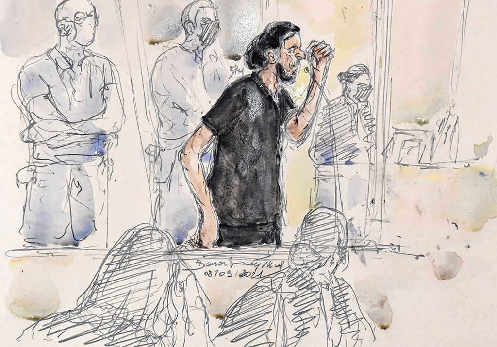 Gerichtszeichnung von Salah Abdeslam (Bild: Benoit Peyrucq/AFP)
