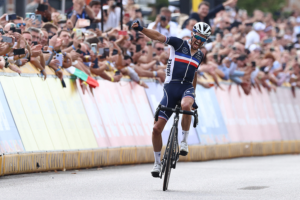 Alaphilippe gewinnt die Straßenrad-WM (Bild: Kenzo Tribouillard/AFP)