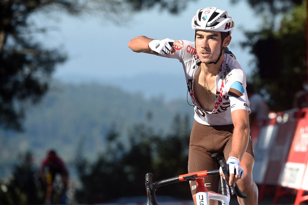 Clément Champoussin siegte im Alleingang auf der vorletzten Etappe der Vuelta (Bild: Miguel Riopa/AFP)