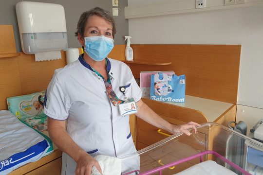 Hebamme Martine Königstein (Bild: Lena Orban/BRF)