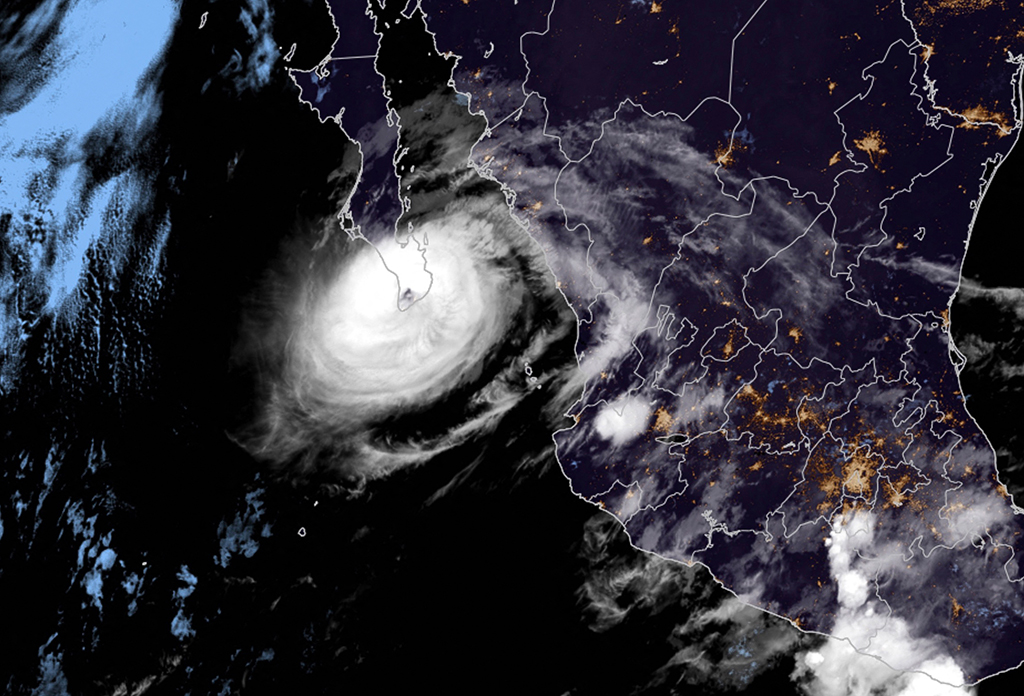 Hurrikan Olaf auf einem Satellitenfoto