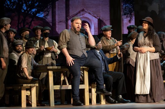 "La Forza Del Destino" in der Lütticher Oper (Bild: Opéra de Wallonie Liège)