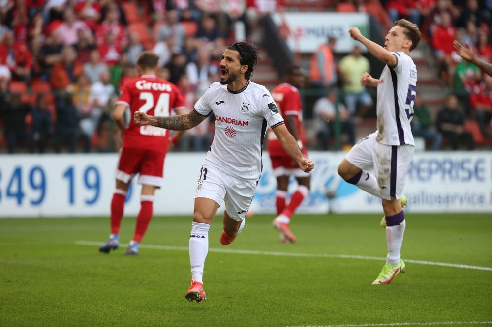 Lior Rafaelov entschied den Clasico mit seinem Treffer (Bild: Virginie Lefour/Belga)