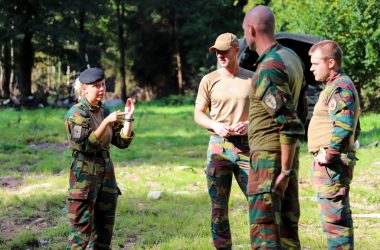 Militär beginnt Aufräumarbeiten an der Weser in Eupen (Bild: Julien Claessen/BRF)