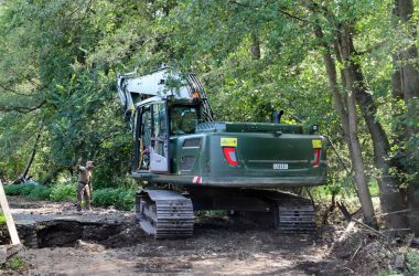 Militär beginnt Aufräumarbeiten an der Weser in Eupen (Bild: Julien Claessen/BRF)