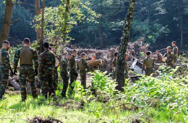 Militär beginnt Aufräumarbeiten an der Weser in Eupen (Bild: Julien Claessen/BRF)