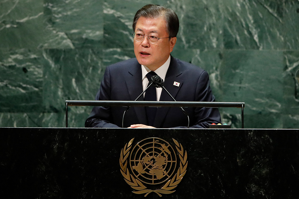 Südkoreas Präsident Moon Jae-In spricht bei der Generalversammlung der Vereinten Nationen (Bild: Eduardo Munoz/Pool/AFP)