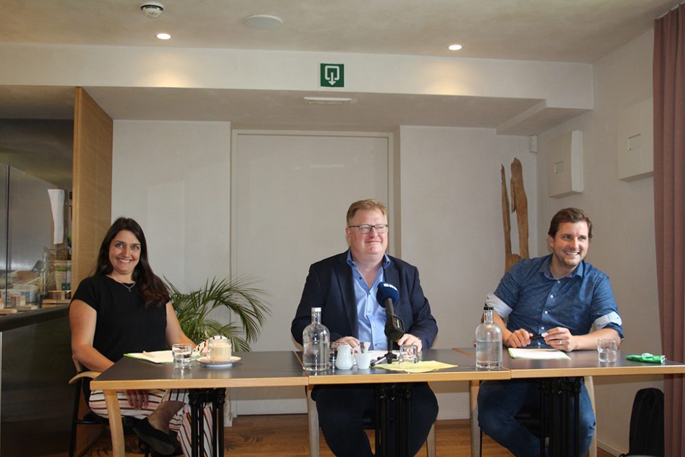 Inga Voss, Freddy Mockel und Andreas Jerusalem von Ecolo Ostbelgien (v.l.n.r.) (Bild: Christoph Heeren/BRF)