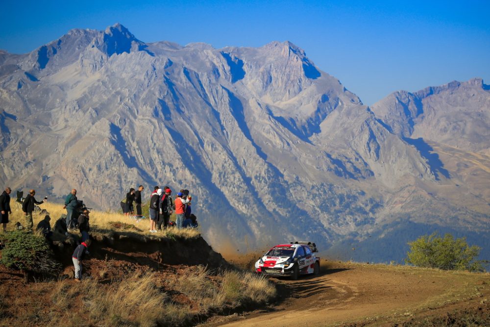 Kalle Rovanperä fährt in Griechenland dem zweiten WM-Sieg entgegen (Bild: Toyota Gazoo Racing)