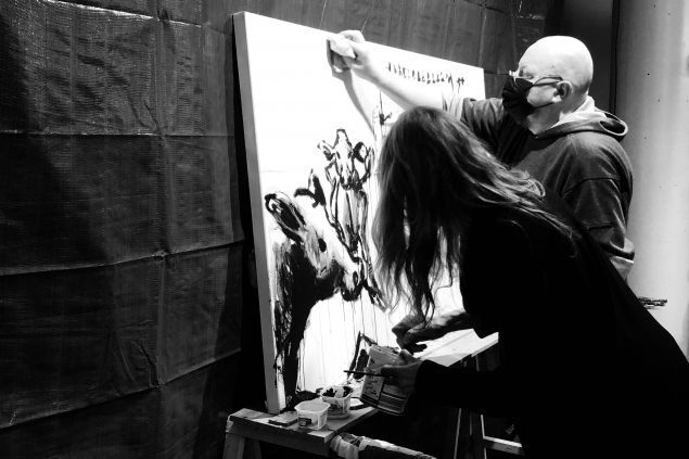 Live-Painting-Aktion von Eric Legrain und Stefanie Krings (Bild: arsVitha Kulturforum)