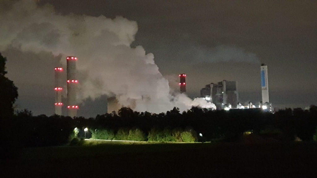 Brand am Kraftwerk Weisweiler (Bild: Johannes Jaeger)