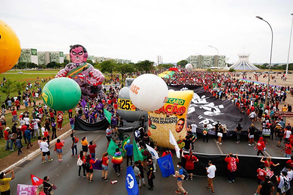 Demonstration gegen Präsident Bolsonaro in Brasilia