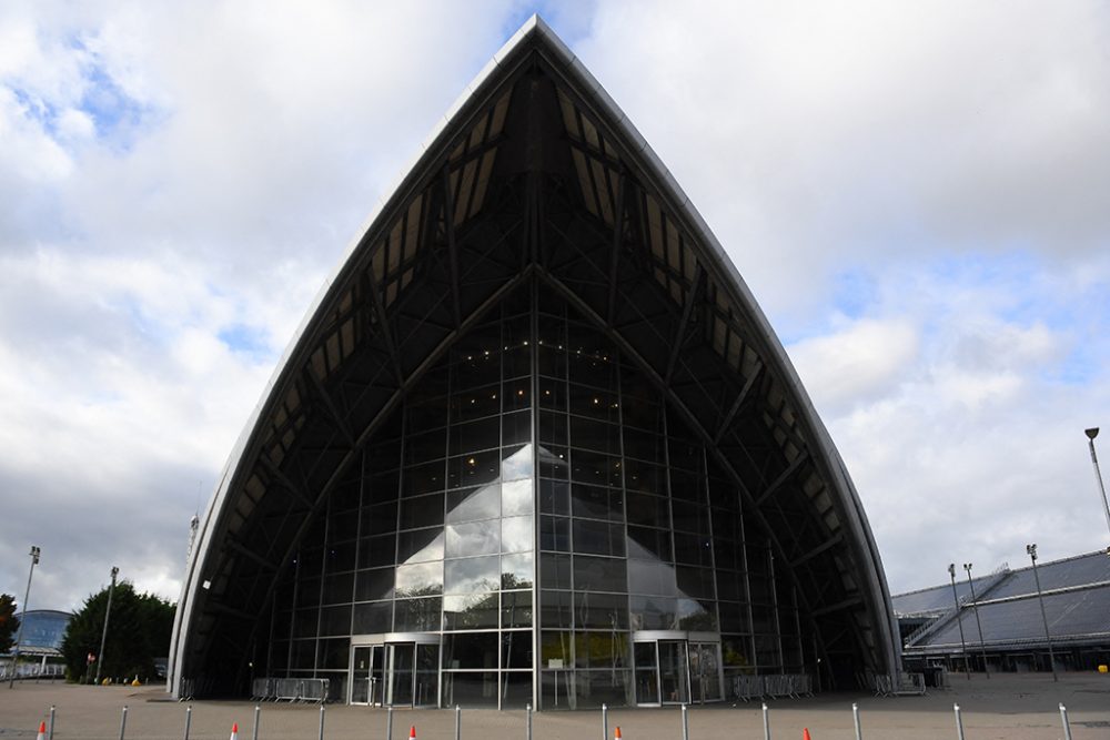 Im SEC Armadillo Auditorium in Glasgow treffen sich Delegationen aus aller Welt zum COP26-UN-Klimagipfel (Bild: Andy Buchanan/AFP)