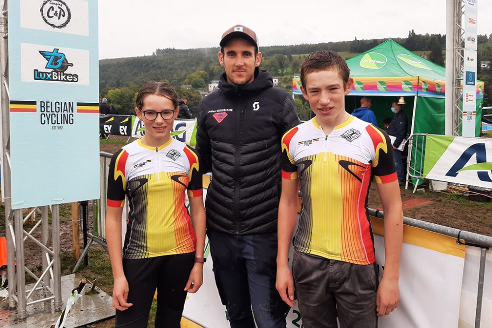 Marie und Luis Genten - hier mit ihrem Trainer (Archivbild: Christophe Ramjoie/BRF)