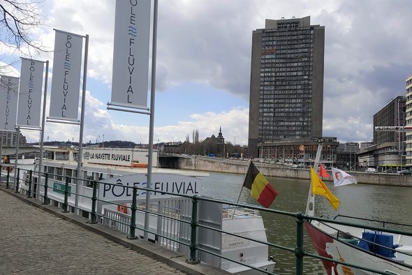 Der "pôle fluvial" in Lüttich ist einer der Ein- und Ausstiegspunkte für Flusskreuzfahrten auf der Maas (Bild: Jessica Defgnee/Belga)