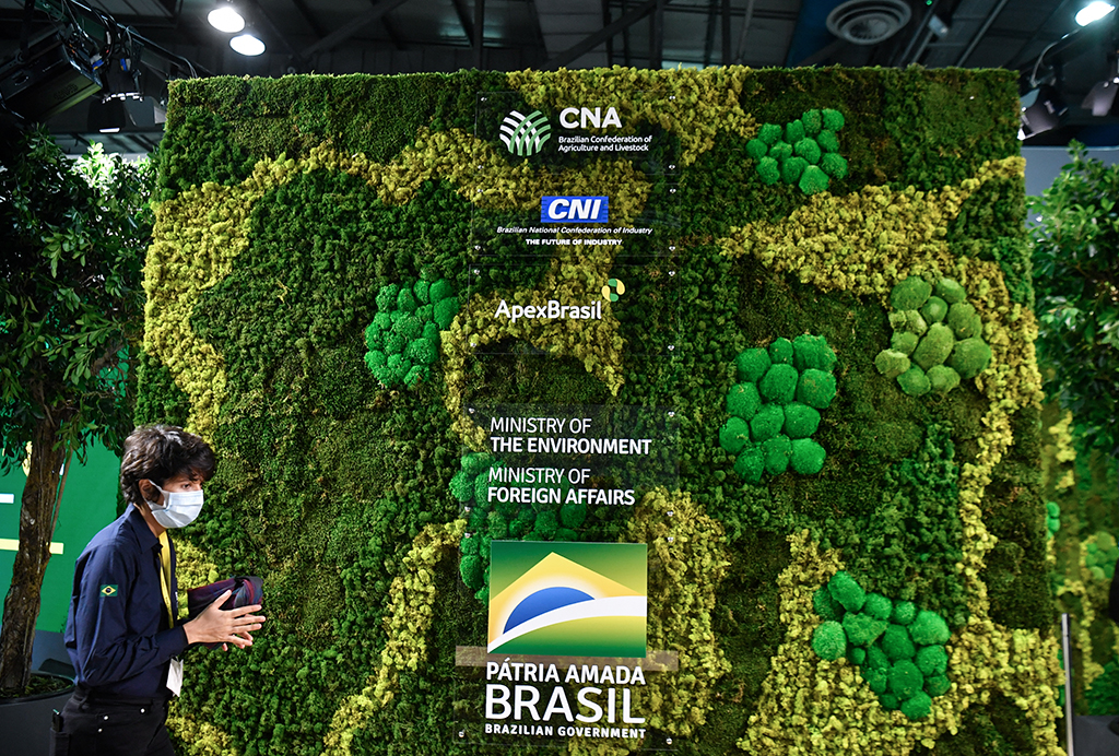 Der brasilianische Stand beim Weltklimagipfel in Glasgow (Bild: Alain Jocard/AFP)